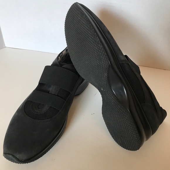 Aquatalia black suede slip on sneakers size 9 - Picture 6 of 6
